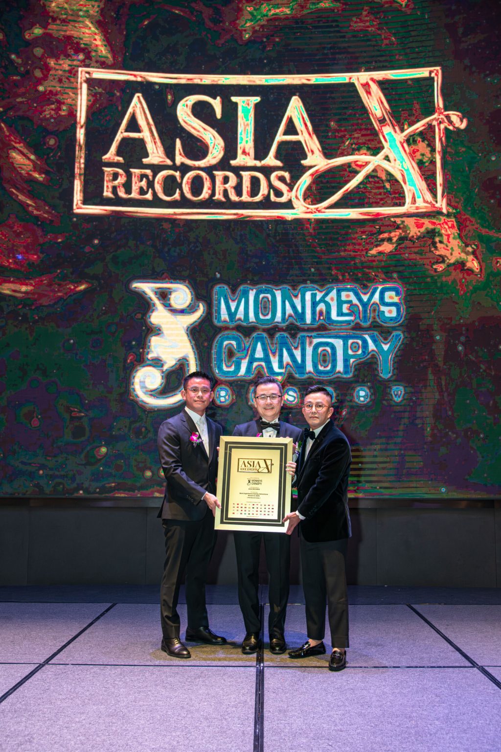 Monkeys Canopy Recognised by The Asia Record for Best Experience Family Adventure Resort in 2025